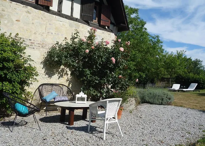 בית נופש Le Du Coudray, Avec Sauna La Fresnaie-Fayel